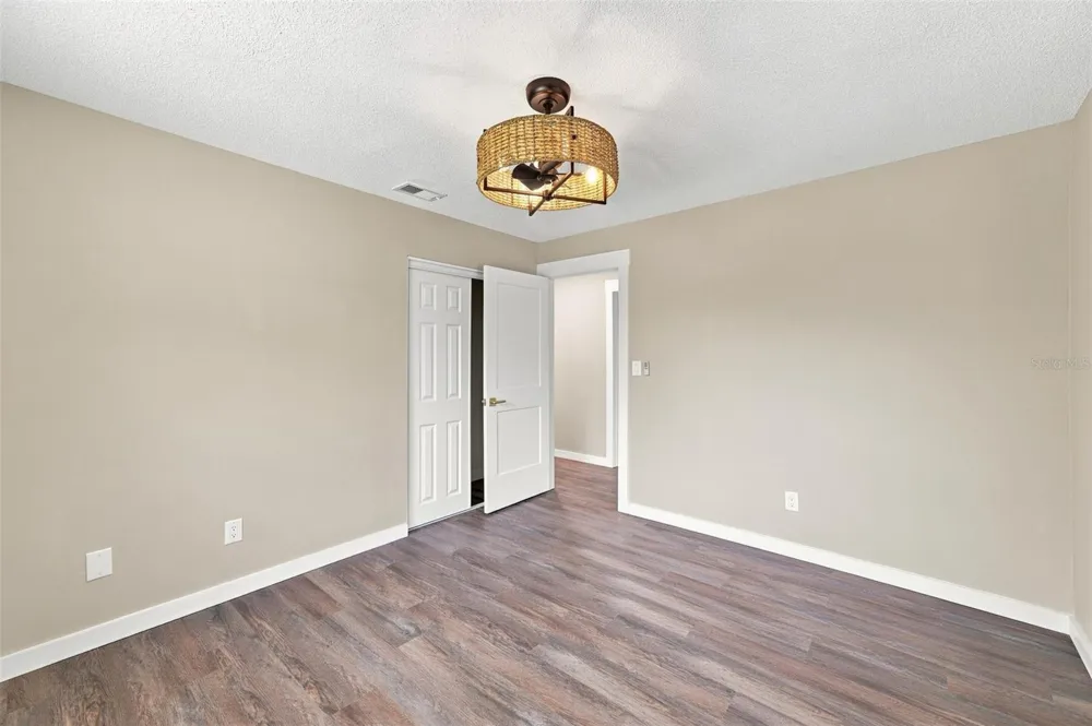 6622 GLENCOE DRIVE Temple Terrace, FL 33617