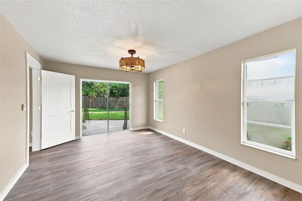 6622 GLENCOE DRIVE Temple Terrace, FL 33617