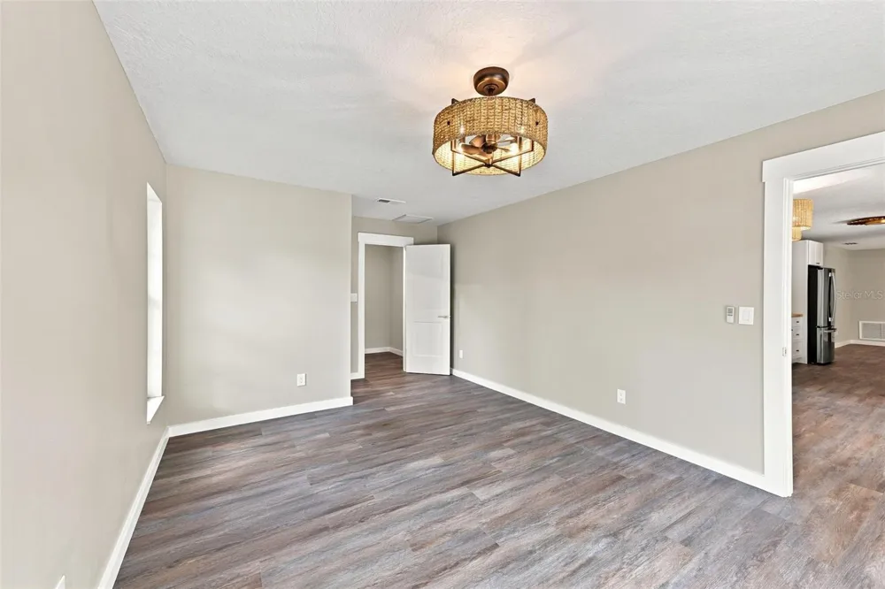 6622 GLENCOE DRIVE Temple Terrace, FL 33617