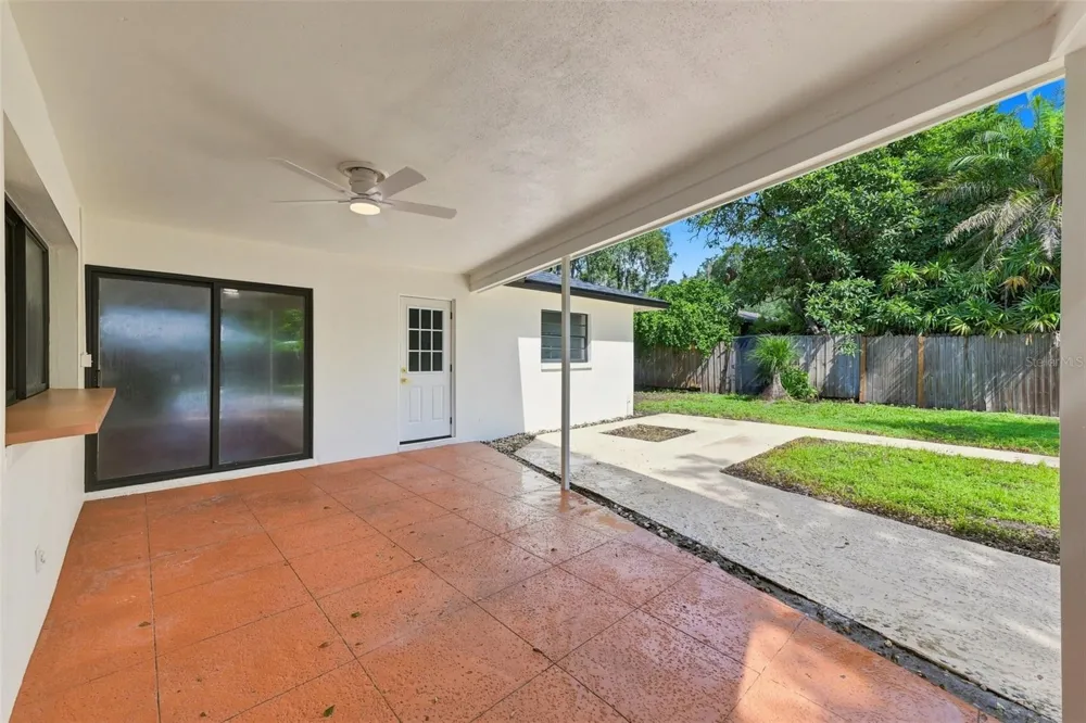 6622 GLENCOE DRIVE Temple Terrace, FL 33617