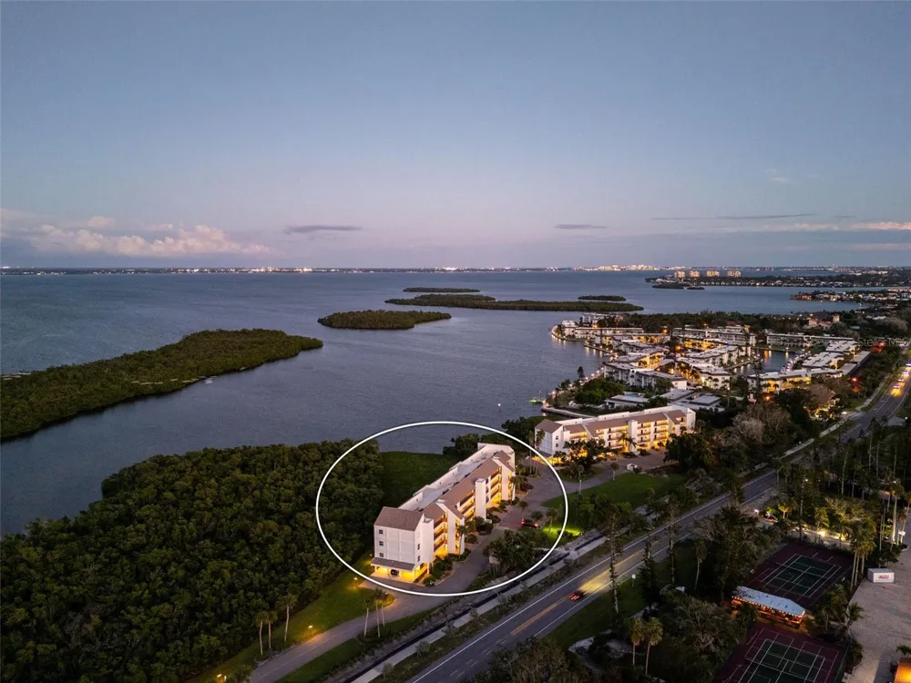 4540 GULF OF MEXICO DRIVE #204 Longboat Key, FL 34228