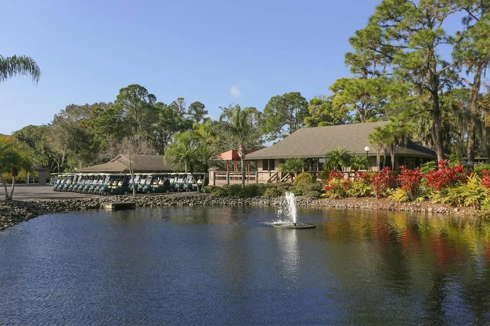 3523 LONGMEADOW #12 Sarasota, FL 34235