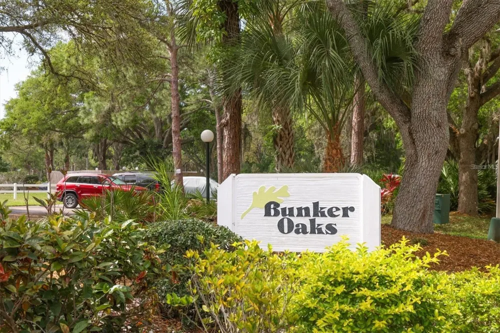 3523 LONGMEADOW #12 Sarasota, FL 34235