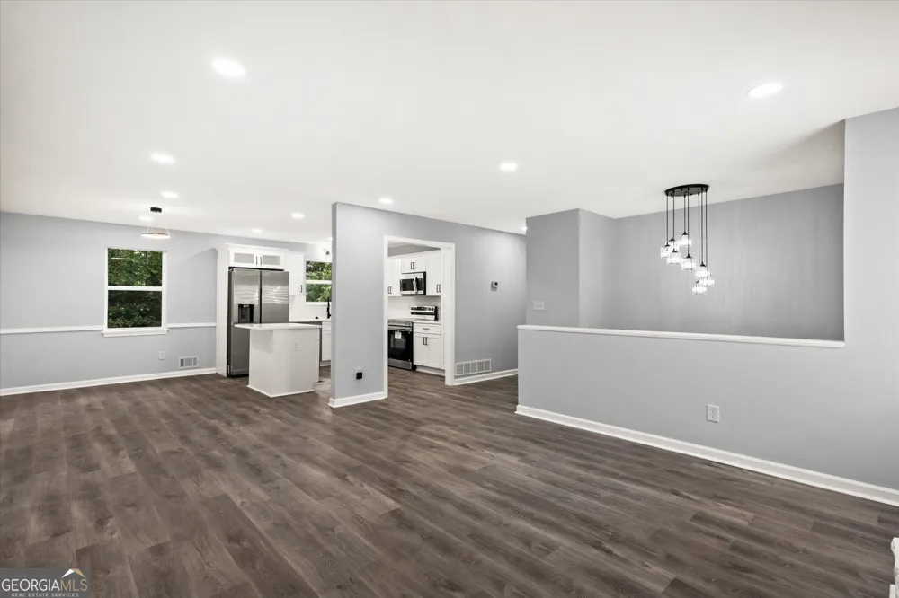 5882 Williams RD Norcross, GA 30093