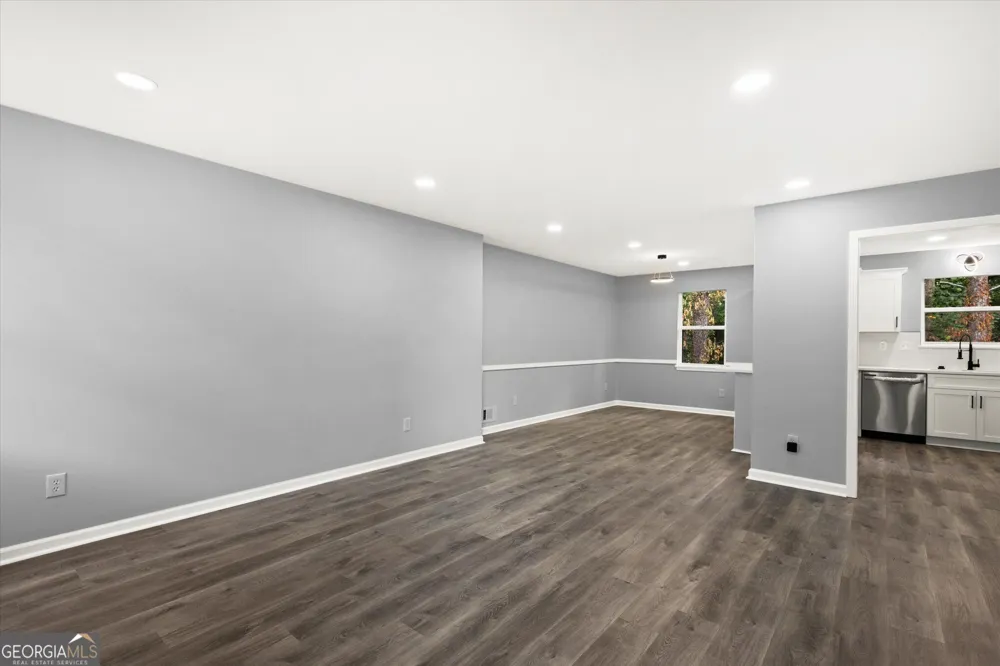 5882 Williams RD Norcross, GA 30093