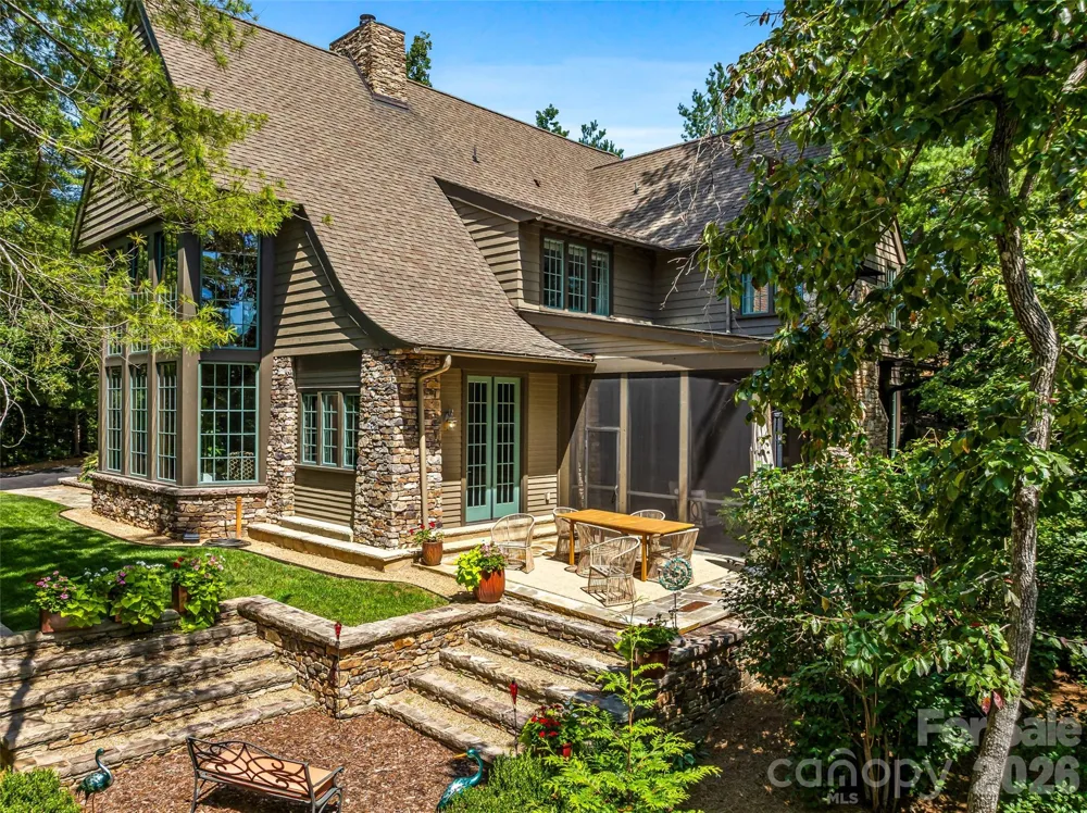85 Chauncey Circle Asheville, NC 28803
