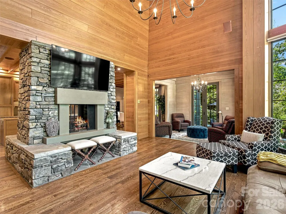 85 Chauncey Circle Asheville, NC 28803