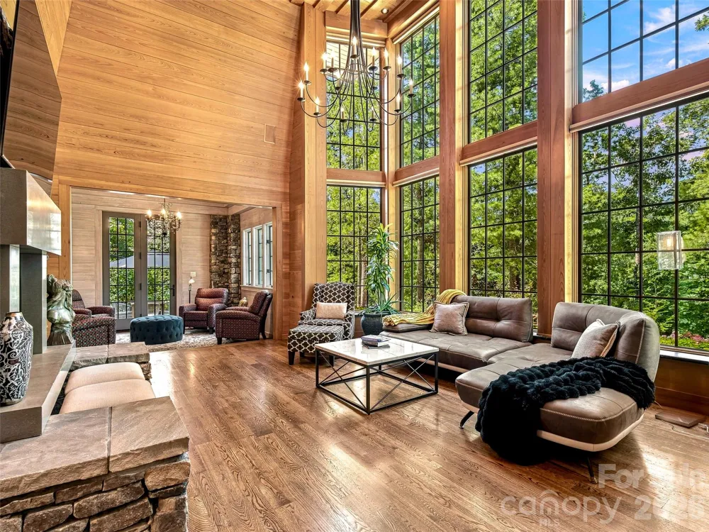 85 Chauncey Circle Asheville, NC 28803