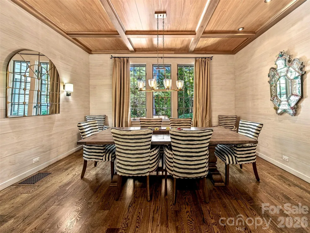 85 Chauncey Circle Asheville, NC 28803
