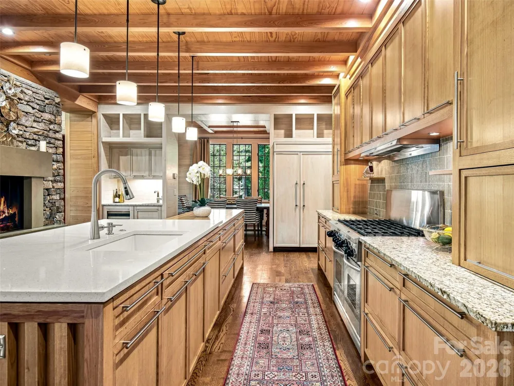 85 Chauncey Circle Asheville, NC 28803