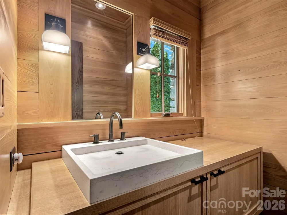 85 Chauncey Circle Asheville, NC 28803