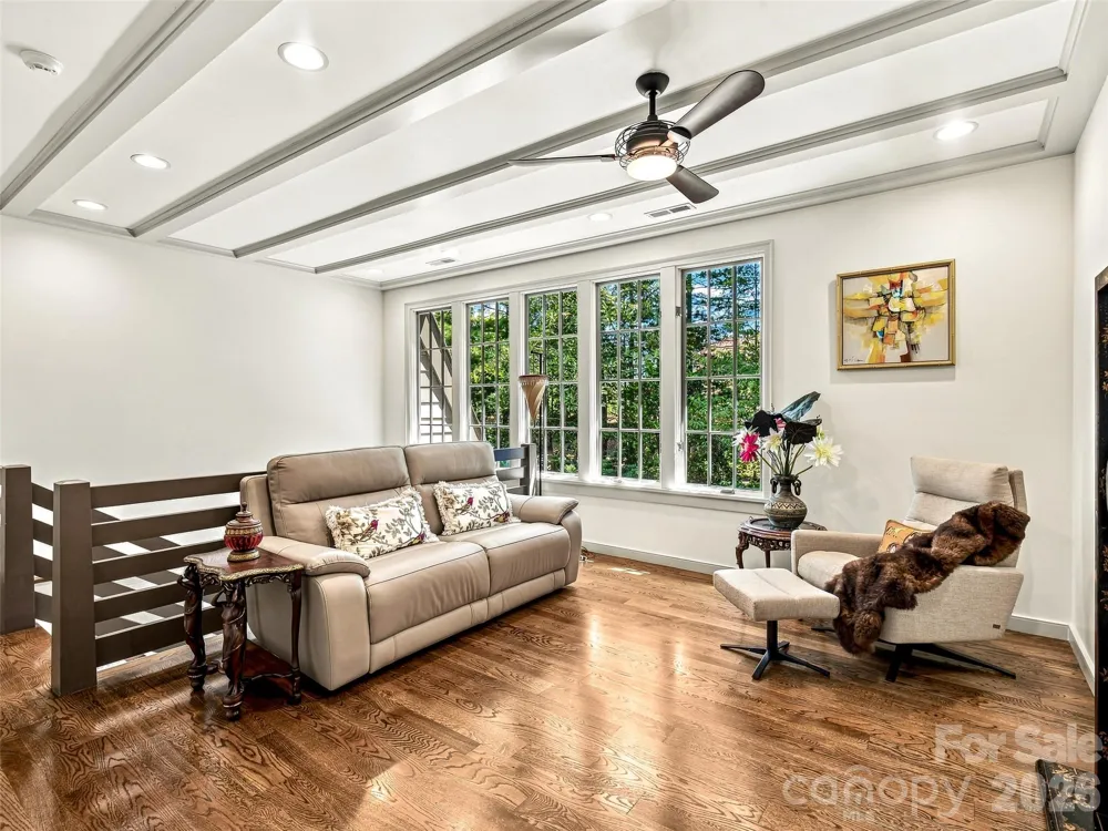 85 Chauncey Circle Asheville, NC 28803