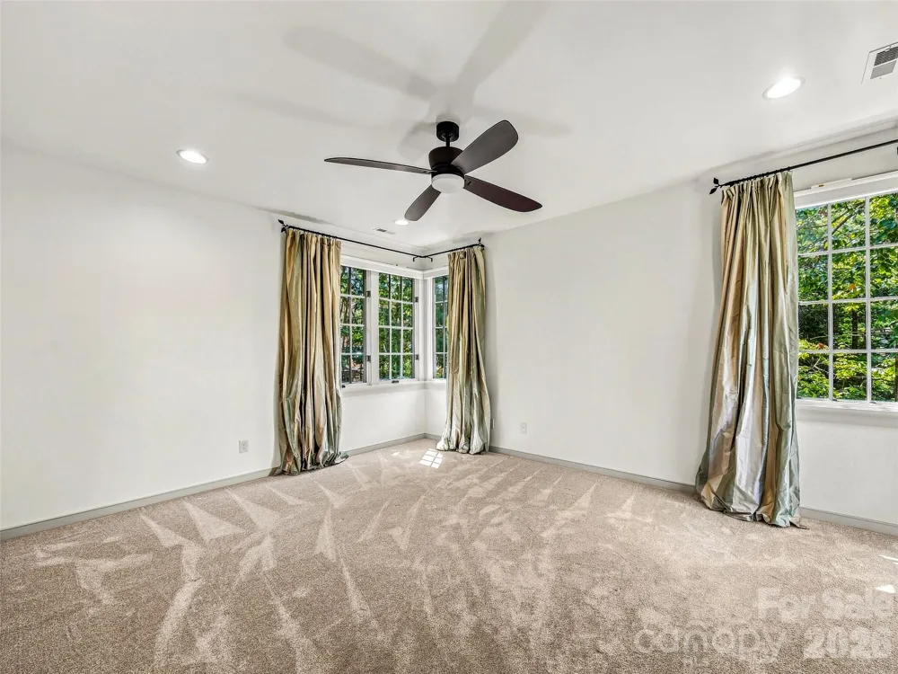85 Chauncey Circle Asheville, NC 28803