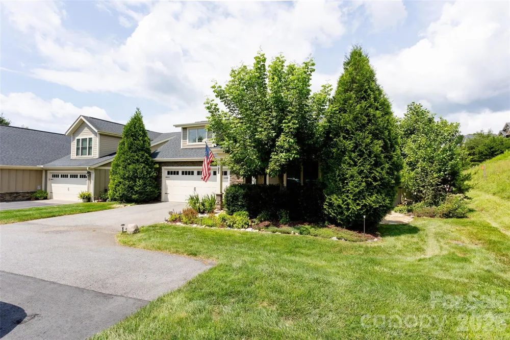28 Westfield Way Candler, NC 28715