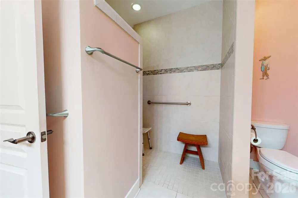 28 Westfield Way Candler, NC 28715