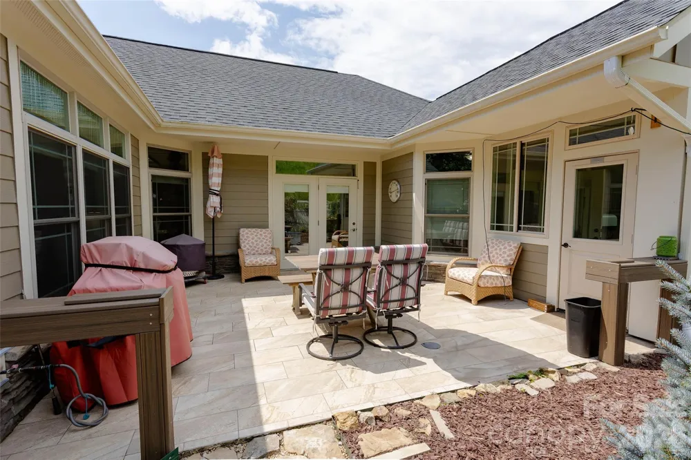 28 Westfield Way Candler, NC 28715