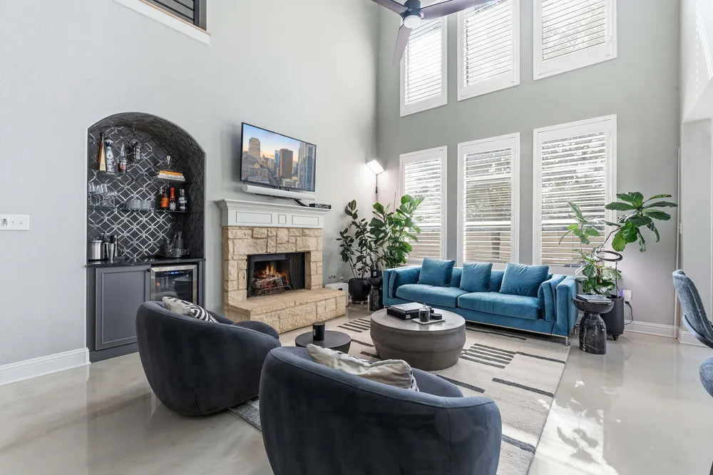 5000 Mission Oaks Boulevard #30 Austin, TX 78735