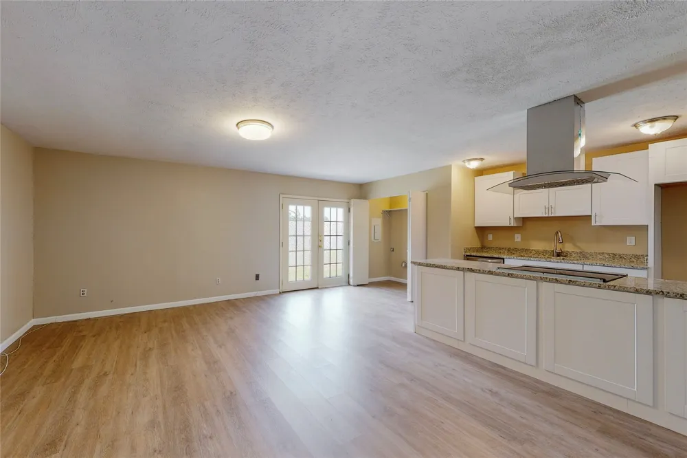 5568 Ragan Drive The Colony, TX 75056