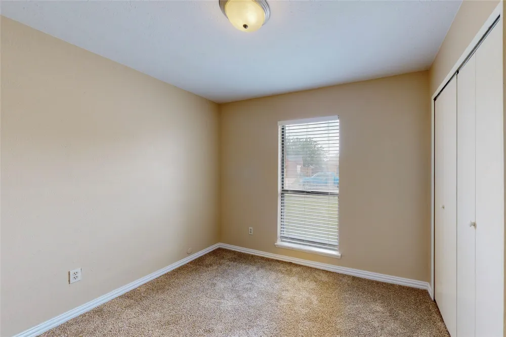 5568 Ragan Drive The Colony, TX 75056