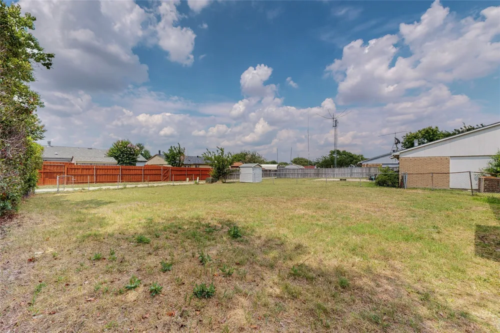 5568 Ragan Drive The Colony, TX 75056