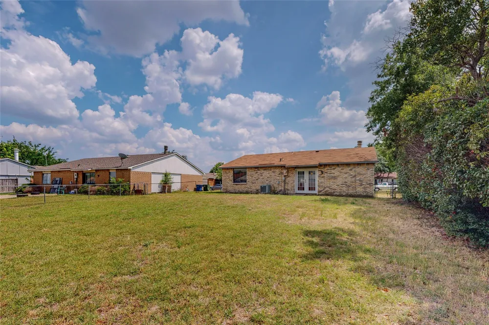 5568 Ragan Drive The Colony, TX 75056