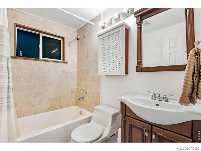 5123 Jellison Street Arvada, CO 80002