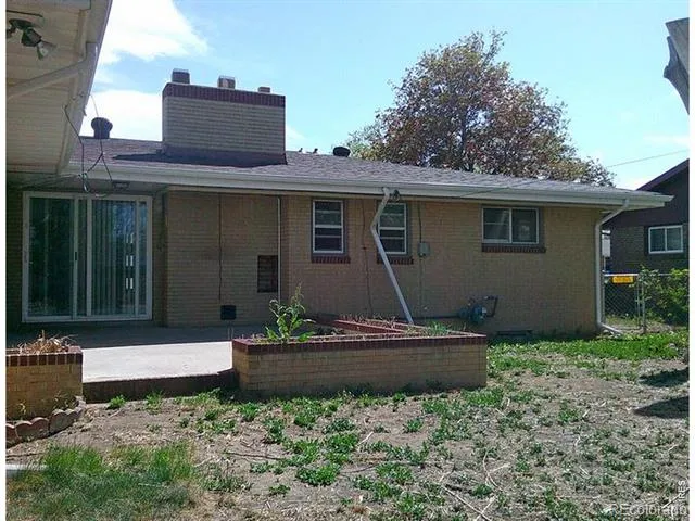 2203 12th St Rd Greeley, CO 80631