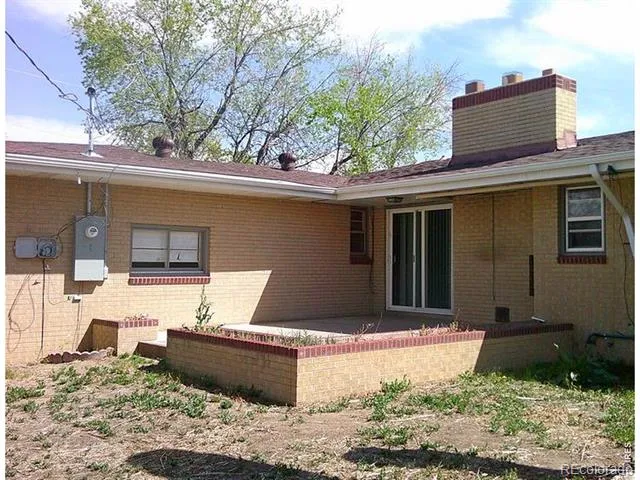 2203 12th St Rd Greeley, CO 80631