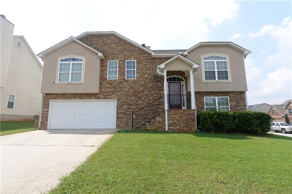 5943 Rex Ridge Court Rex, GA 30273