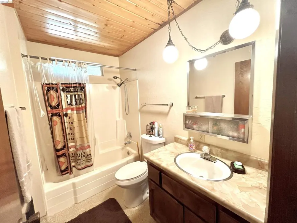 20872 McKinley Way Groveland, CA 95321
