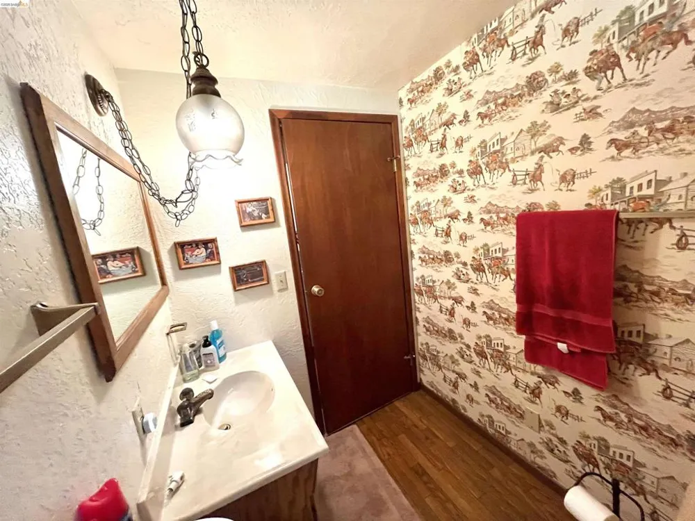 20872 McKinley Way Groveland, CA 95321