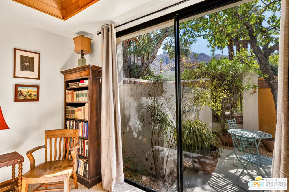5 Vista Loma Drive Rancho Mirage, CA 92270