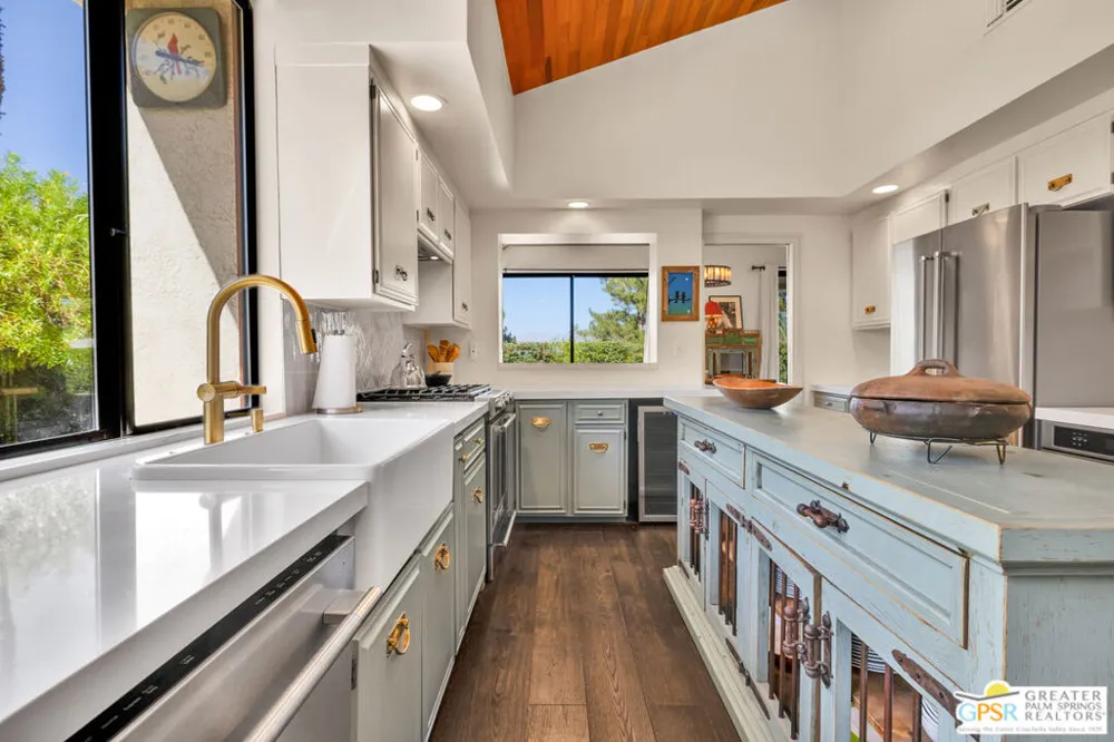 5 Vista Loma Drive Rancho Mirage, CA 92270