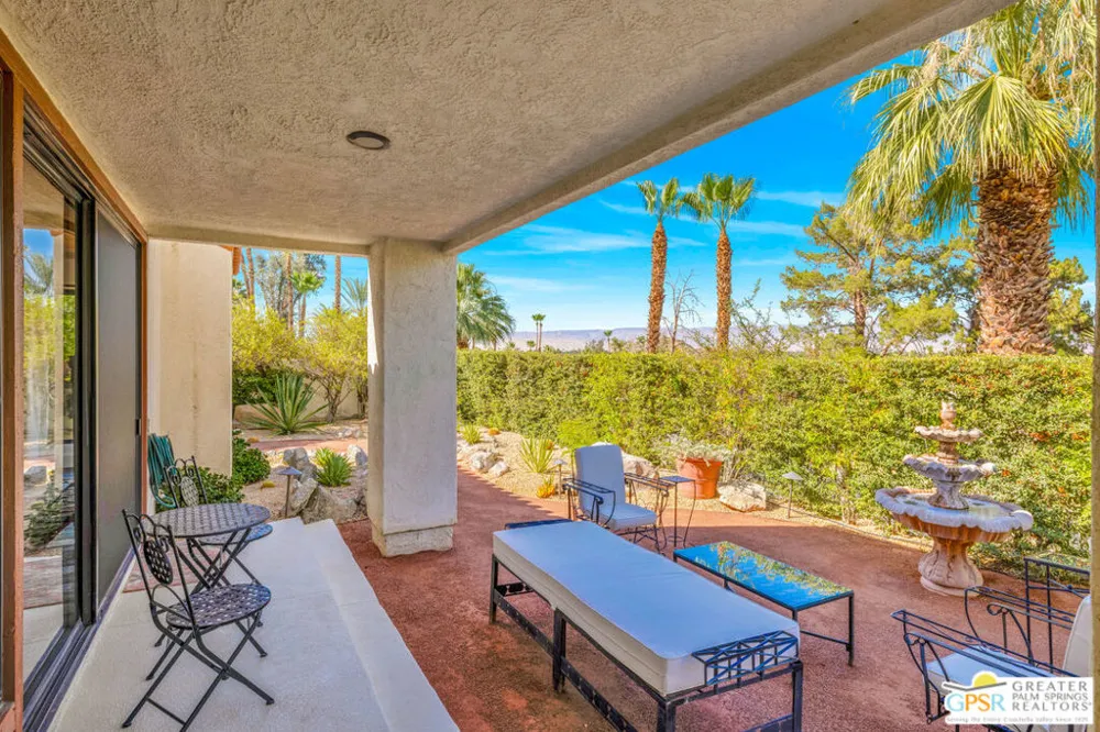 5 Vista Loma Drive Rancho Mirage, CA 92270