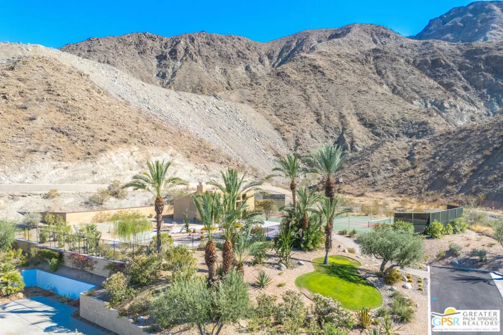 5 Vista Loma Drive Rancho Mirage, CA 92270