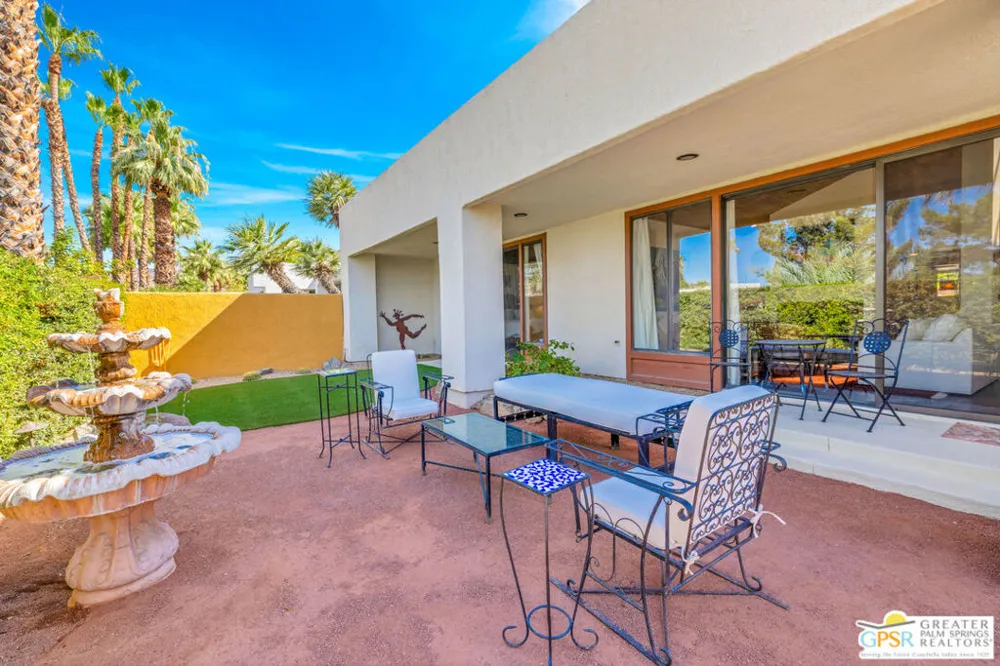 5 Vista Loma Drive Rancho Mirage, CA 92270