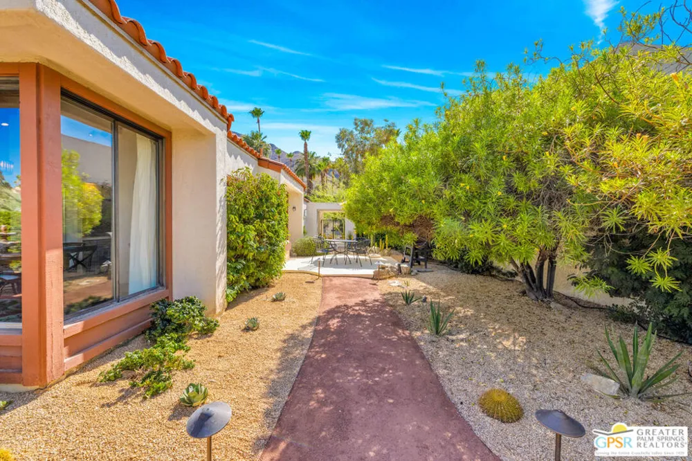 5 Vista Loma Drive Rancho Mirage, CA 92270