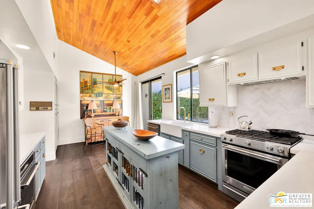 5 Vista Loma Drive Rancho Mirage, CA 92270