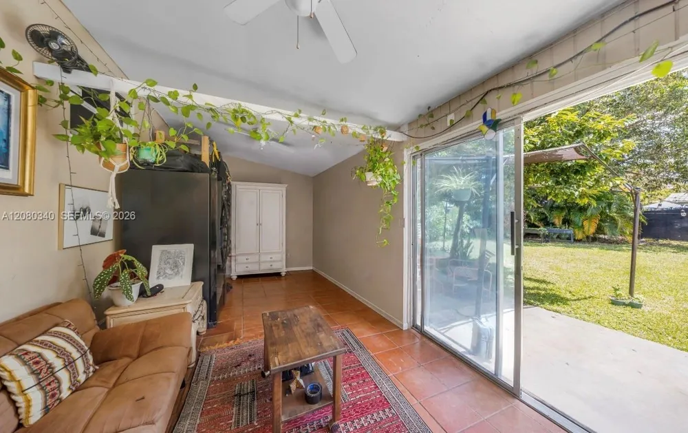 2326 Harding St Hollywood, FL 33020