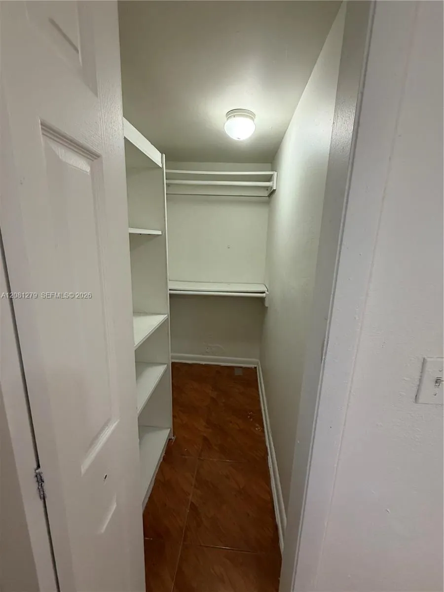 9614 NW 5th Ave #505w Miami, FL 33150