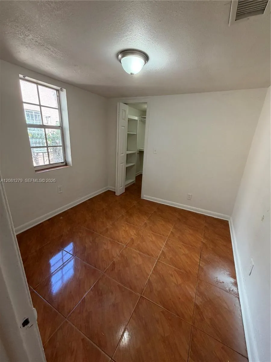 9614 NW 5th Ave #505w Miami, FL 33150