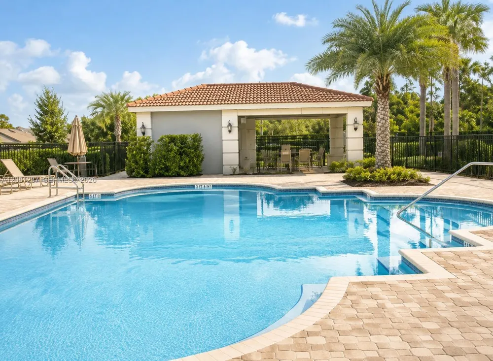 103 Gramercy Square Dr Delray Beach, FL 33484