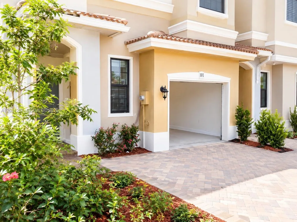 103 Gramercy Square Dr Delray Beach, FL 33484