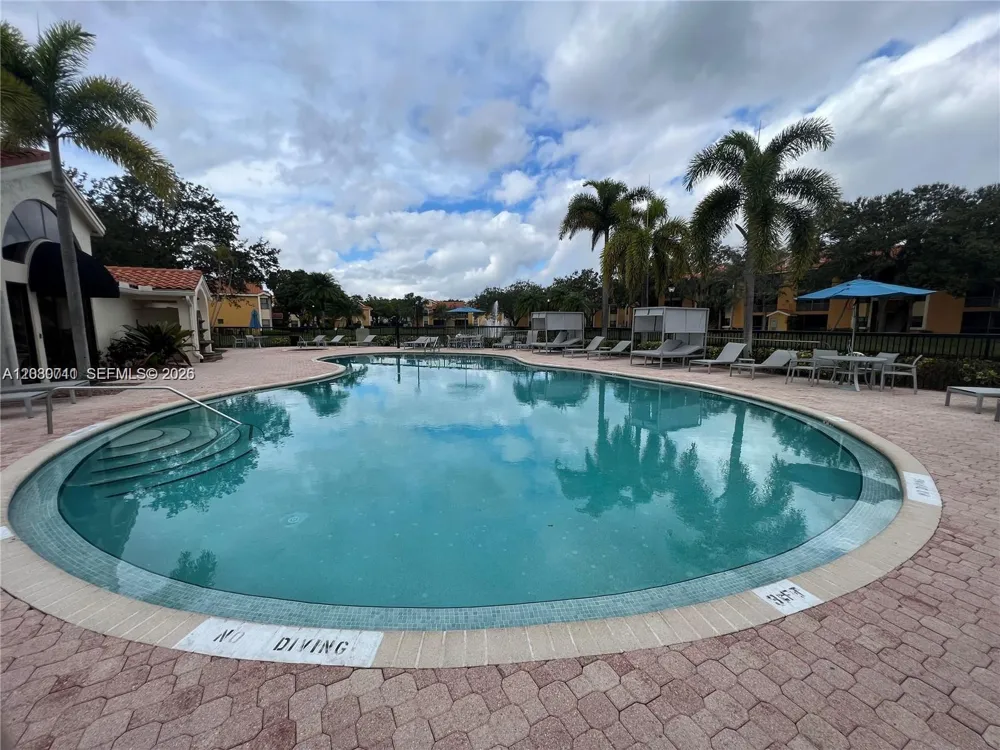 3858 Coral Tree Cir #206 Coconut Creek, FL 33073
