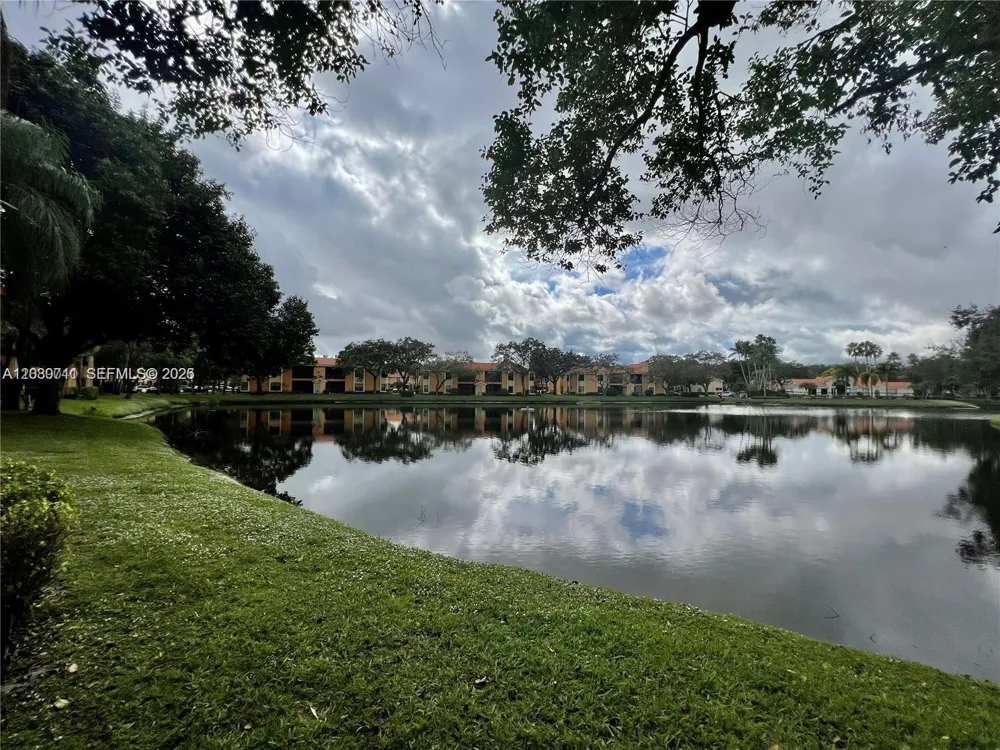 3858 Coral Tree Cir #206 Coconut Creek, FL 33073