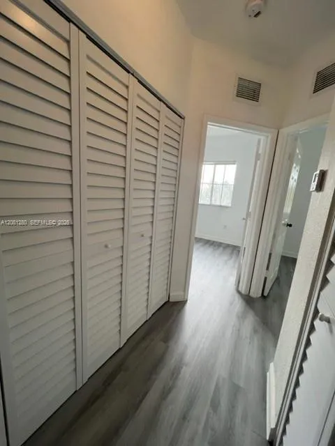 3632 NW 30th Ct #10F Lauderdale Lakes, FL 33311