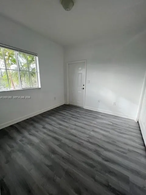 3632 NW 30th Ct #10F Lauderdale Lakes, FL 33311