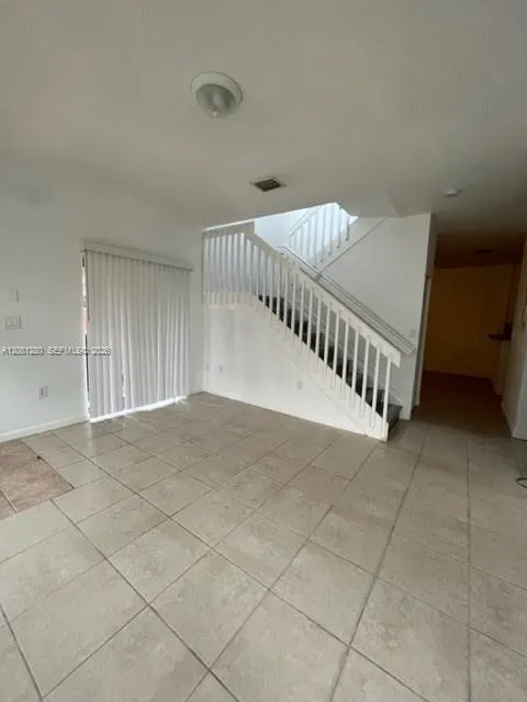 3632 NW 30th Ct #10F Lauderdale Lakes, FL 33311