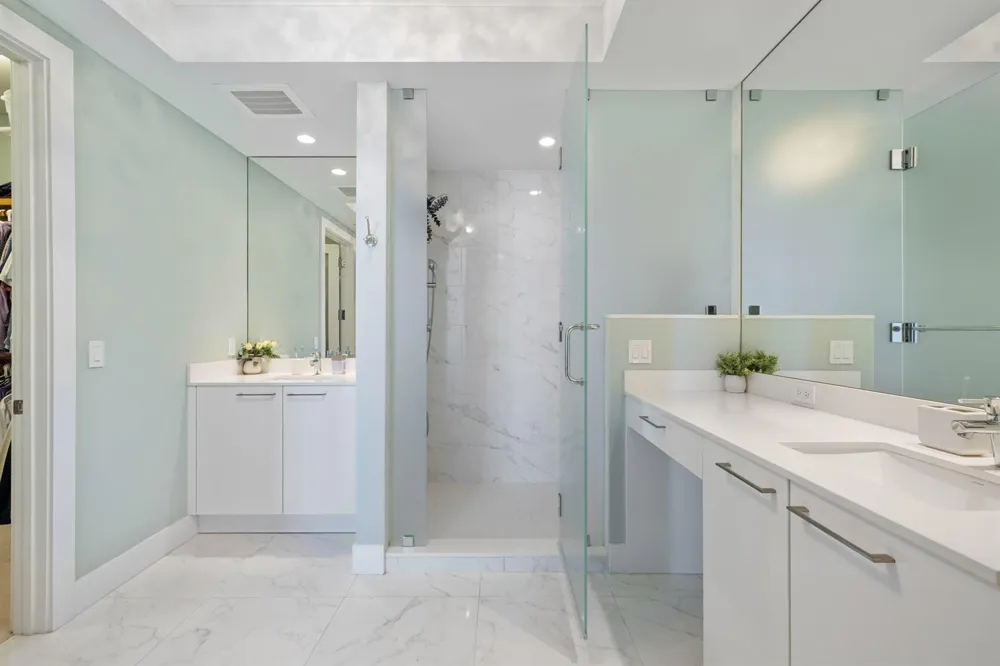 2 WATER CLUB WAY #1003 North Palm Beach, FL 33408
