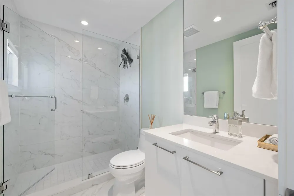 2 WATER CLUB WAY #1003 North Palm Beach, FL 33408